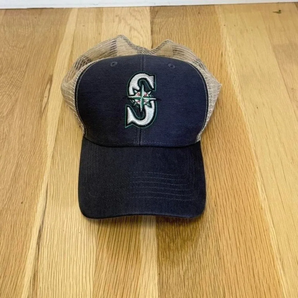 Vintage Seattle Mariners Trucker Hat MLB Genuine Merchandise Snapback